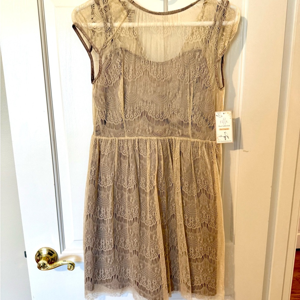 Gold Mini A-line Dress with Cap Sleeves and Scoop Neck for Cocktail